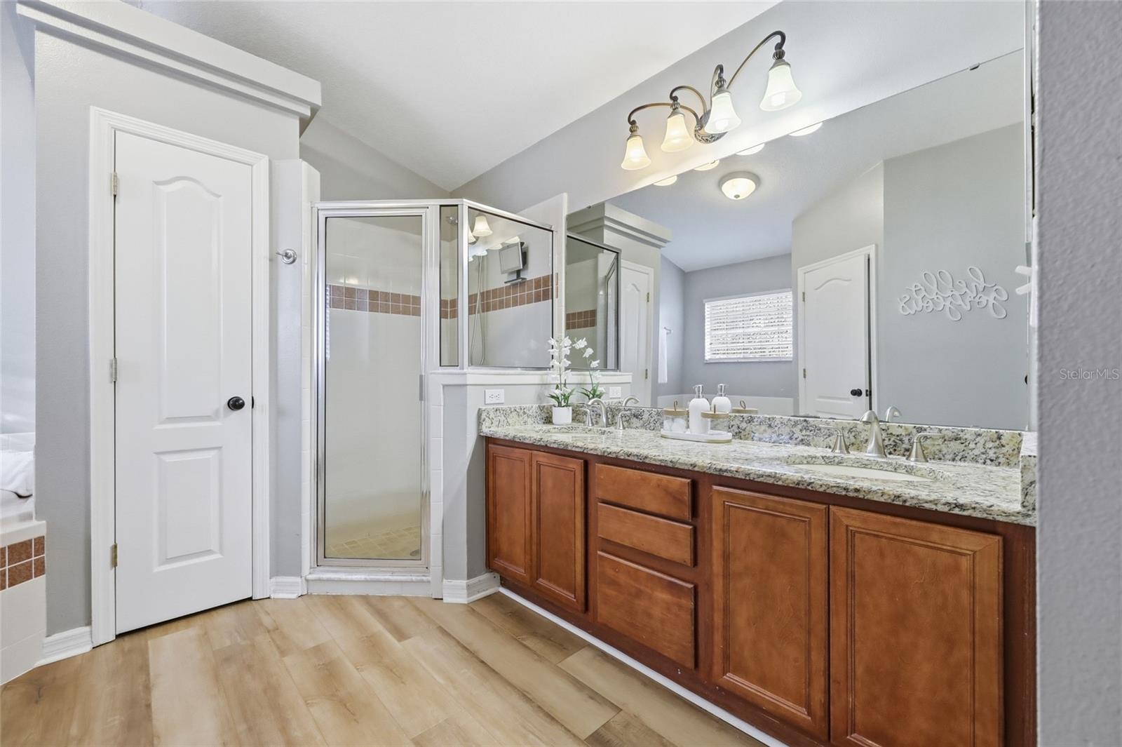 CLERMONT COLLEGE PARK PH 02B LT 181 PB - Residential