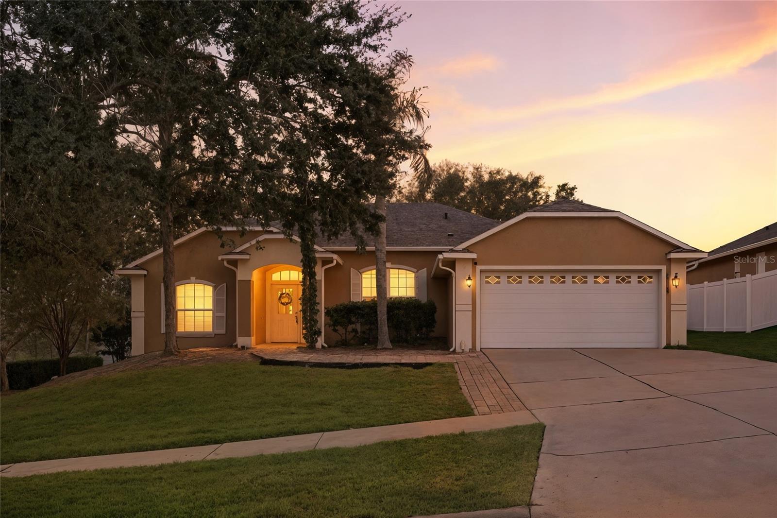 CLERMONT COLLEGE PARK PH 02B LT 181 PB - Residential