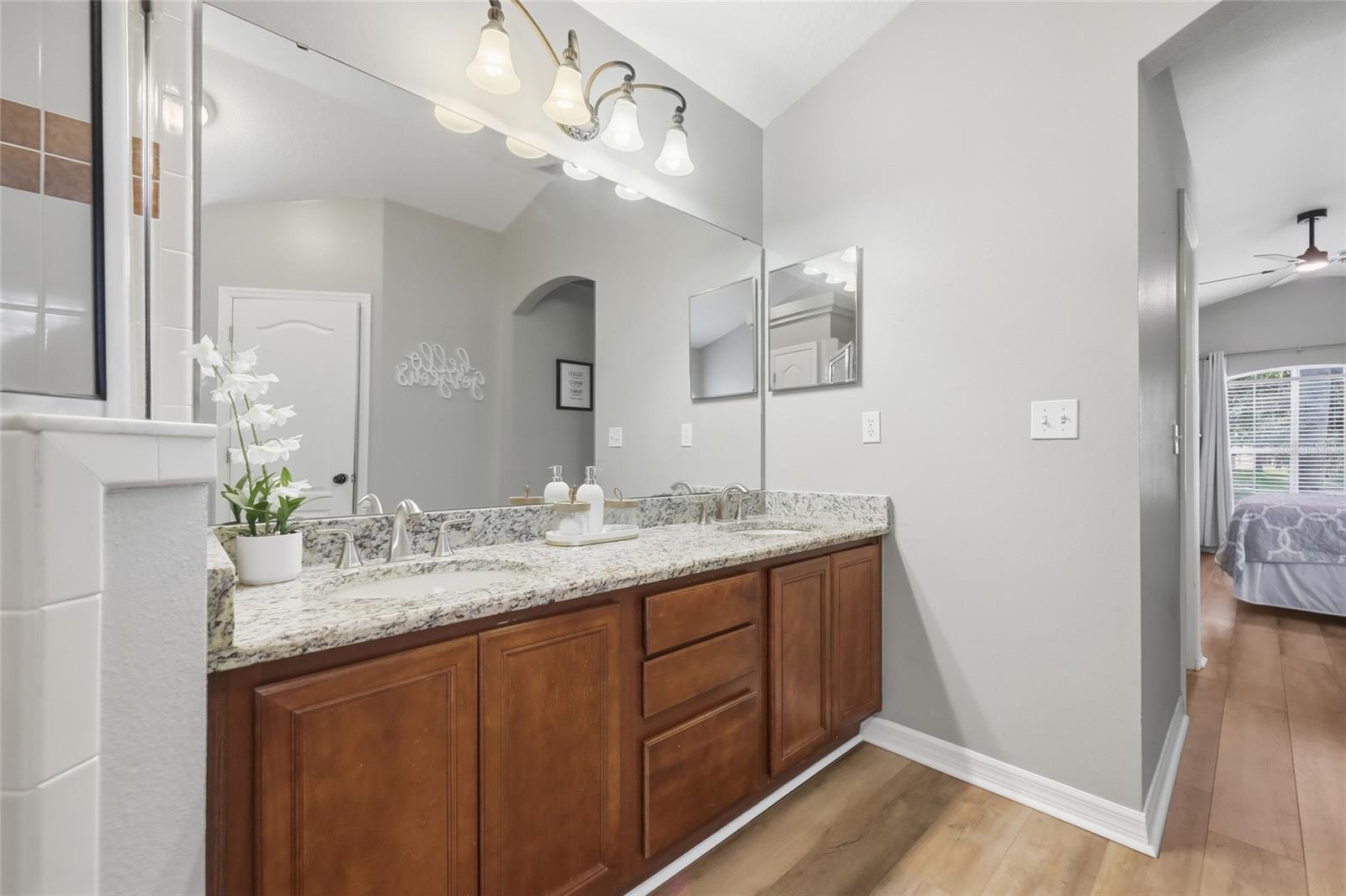 CLERMONT COLLEGE PARK PH 02B LT 181 PB - Residential