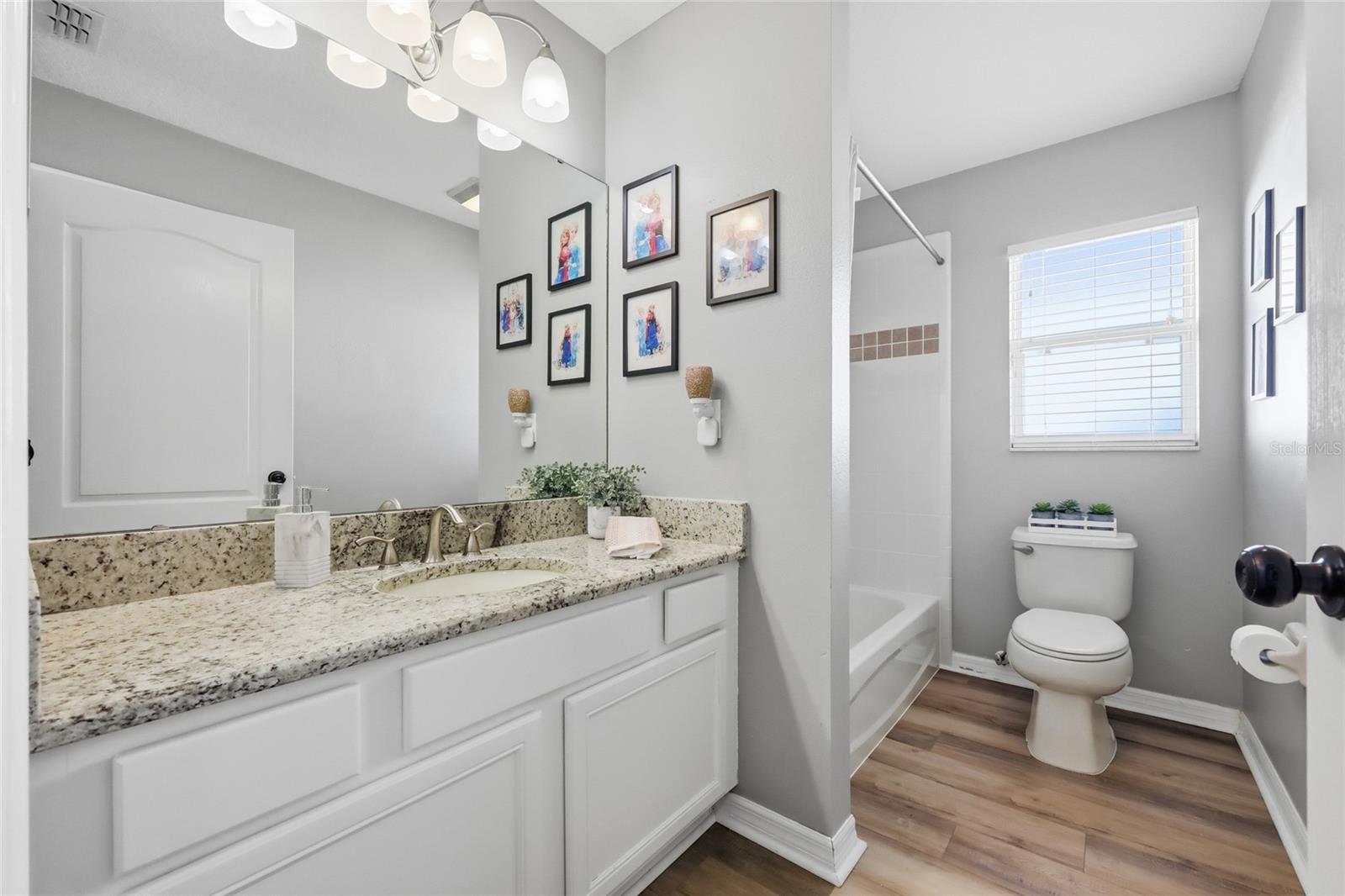 CLERMONT COLLEGE PARK PH 02B LT 181 PB - Residential