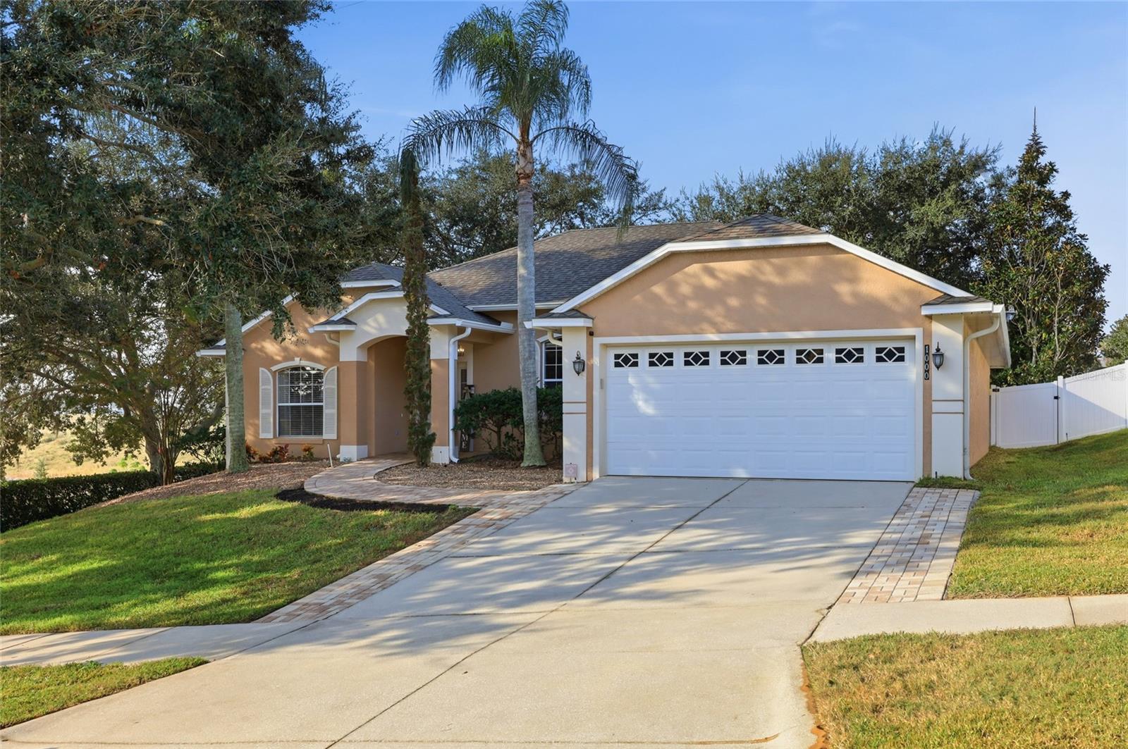 CLERMONT COLLEGE PARK PH 02B LT 181 PB - Residential