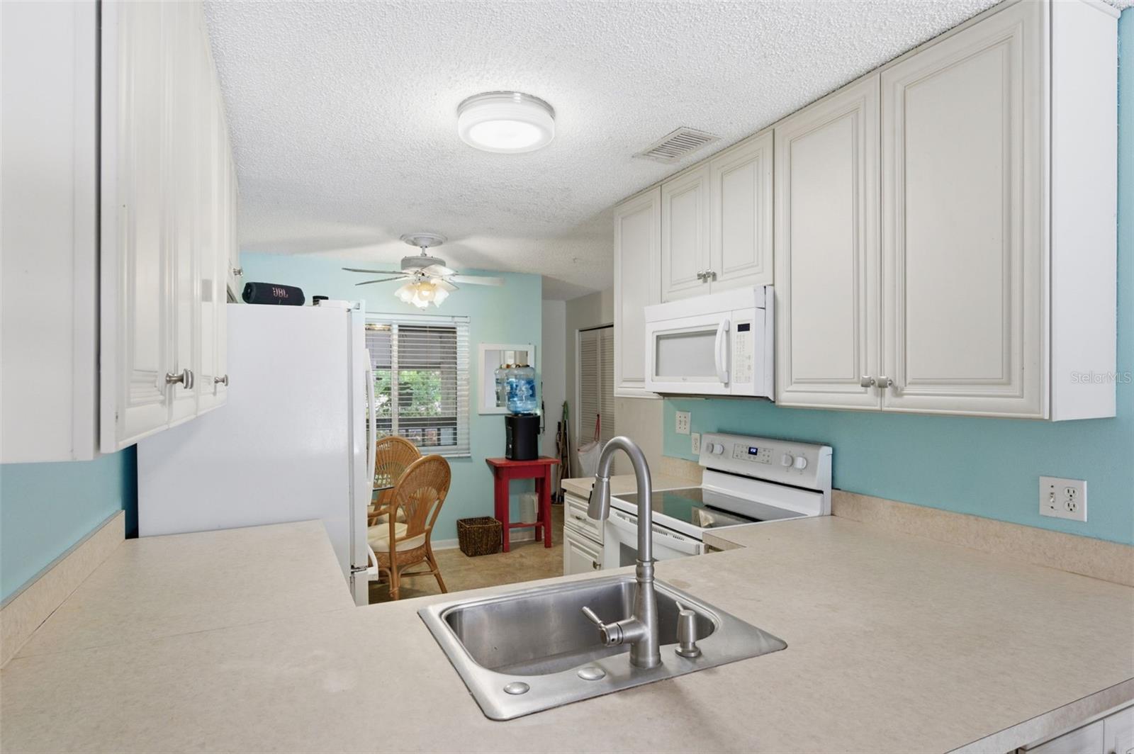 SHADOW LAKES CONDO - Residential