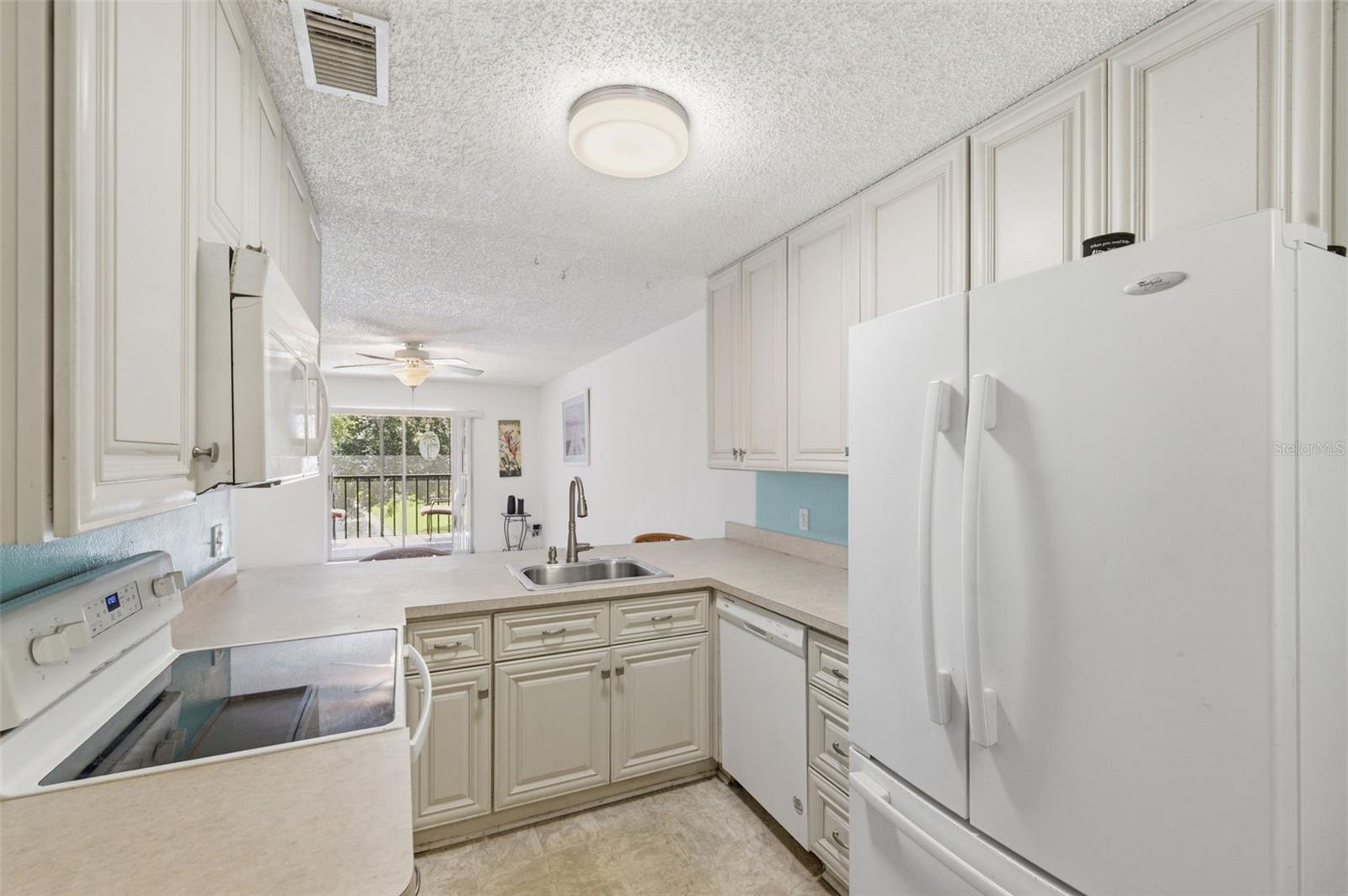 SHADOW LAKES CONDO - Residential
