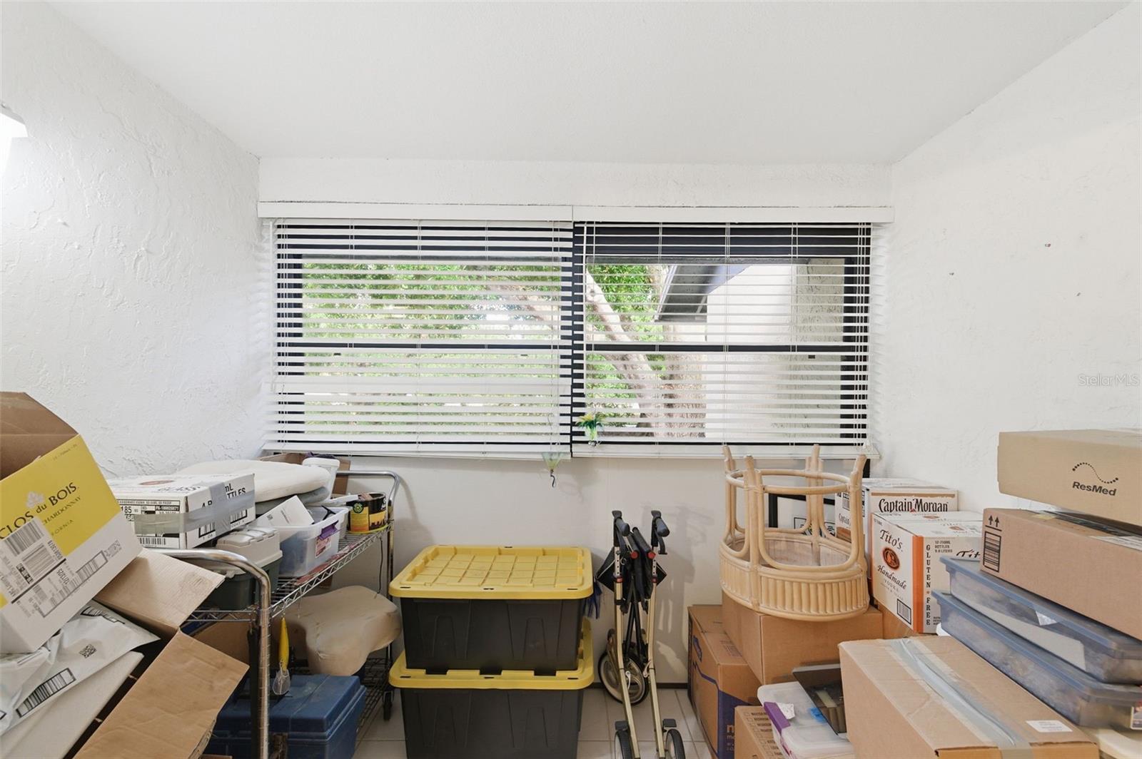 SHADOW LAKES CONDO - Residential
