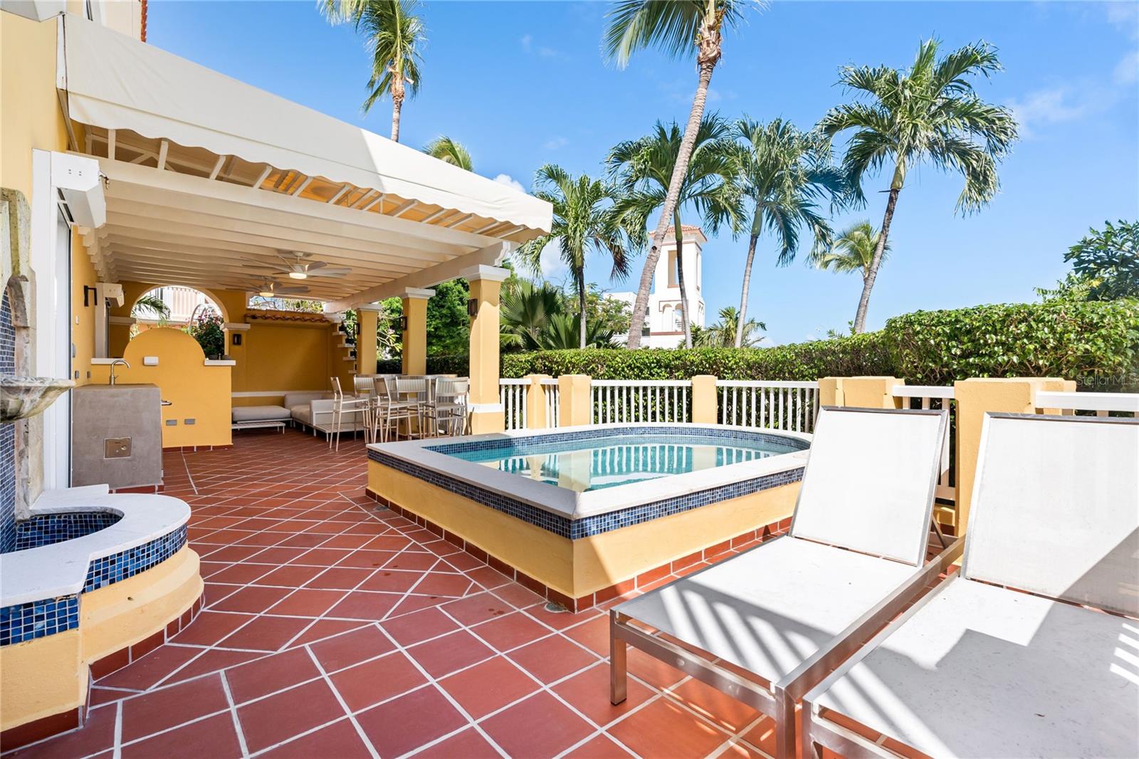 LAS CASITAS VILLAGE 1 - Residential