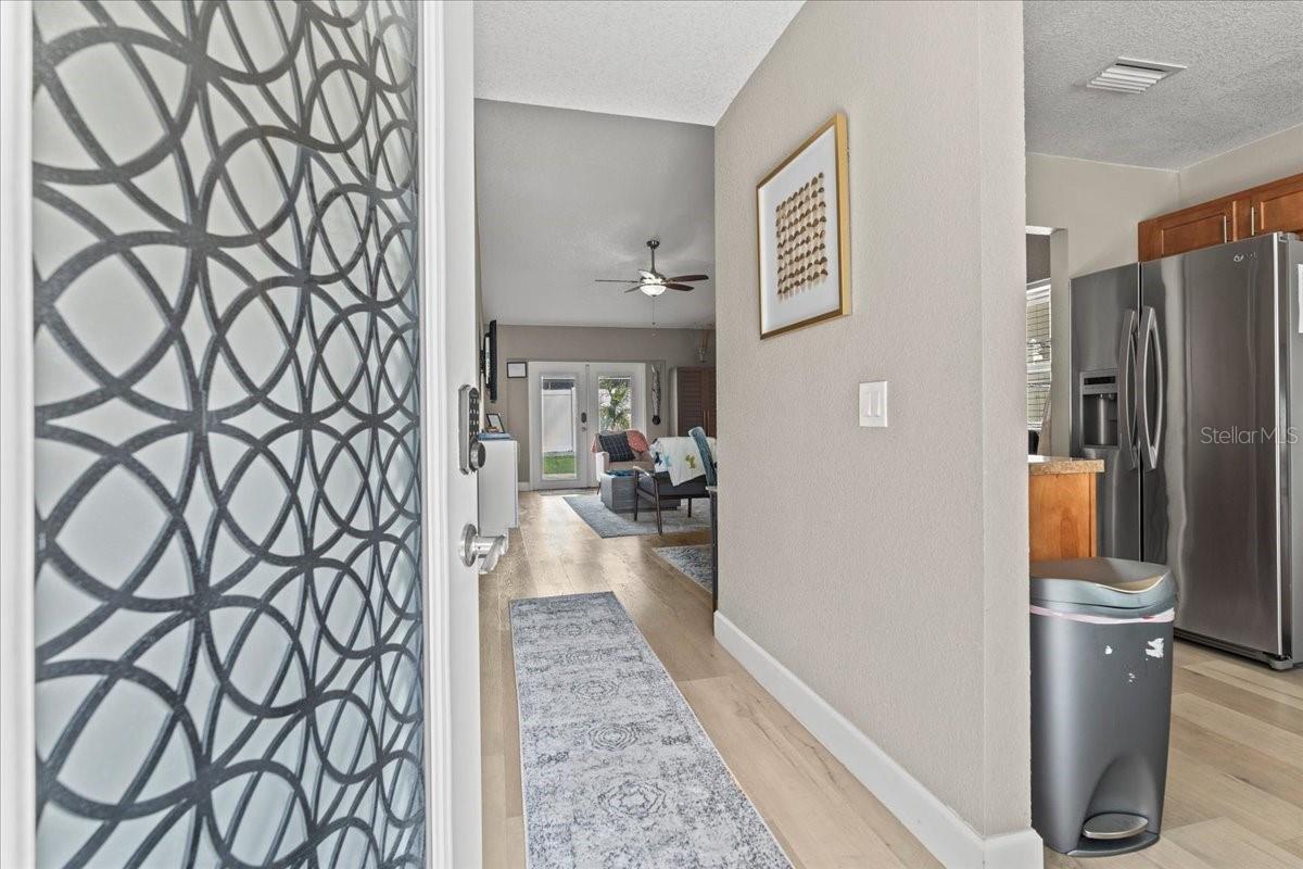 TEMPLE OAKS II - Residential Lease