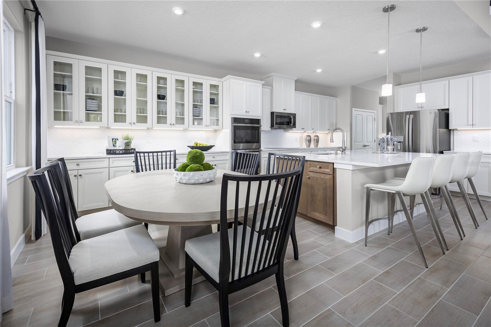 THE PALMS AT VENETIAN BAY - Residential