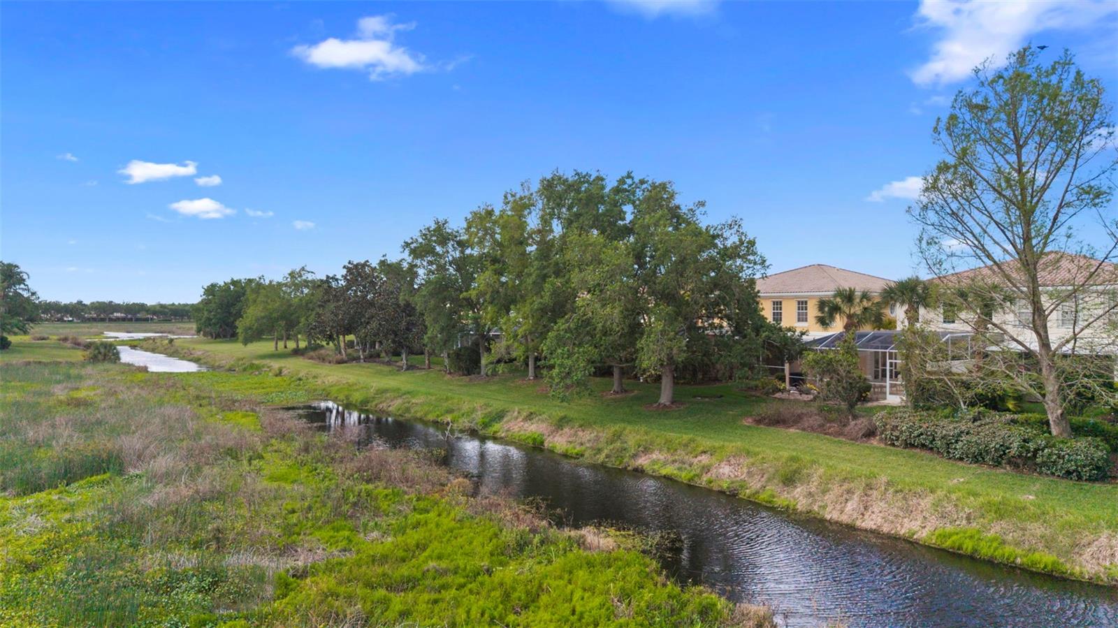 VILLAGEWALK - Residential