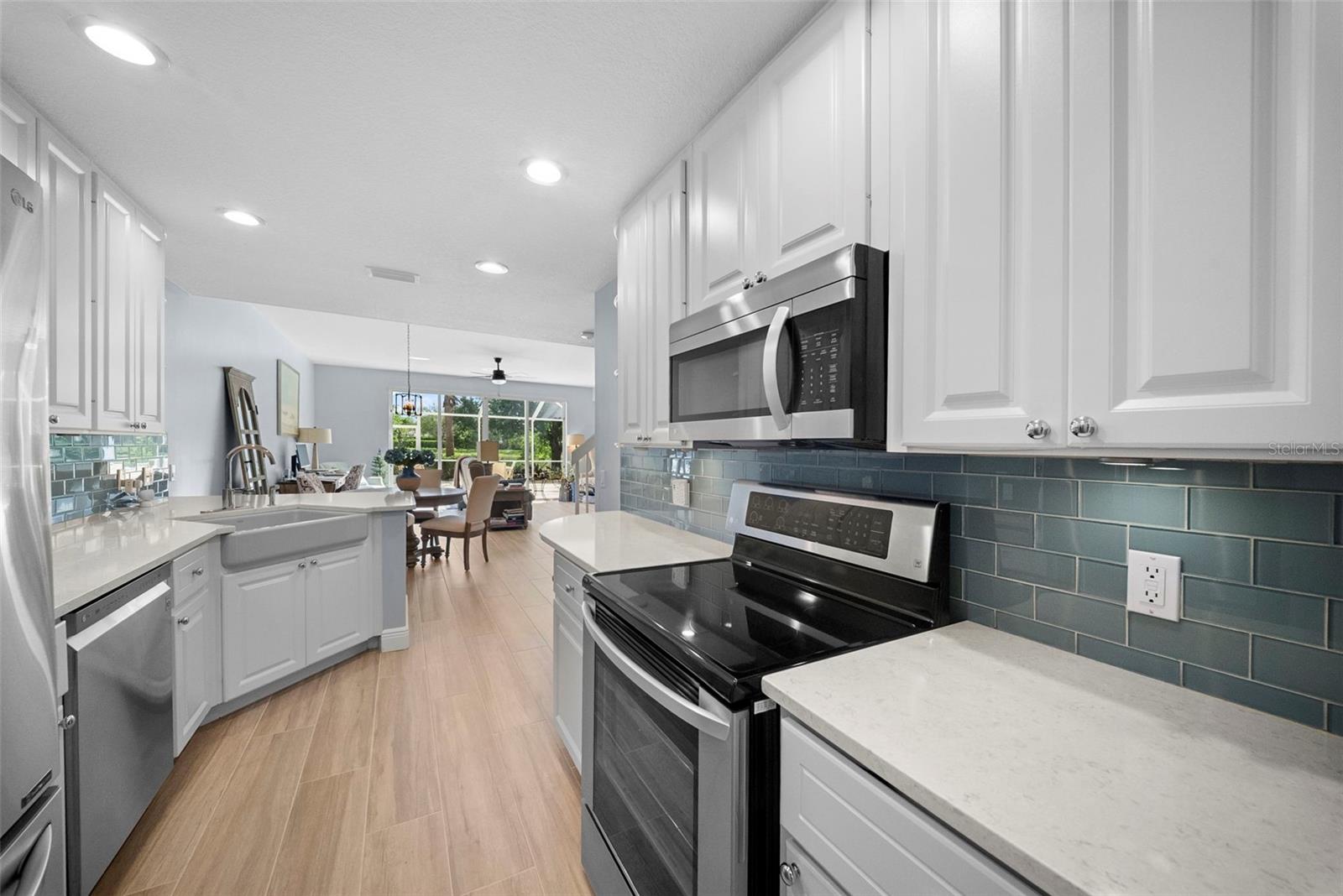 VILLAGEWALK - Residential