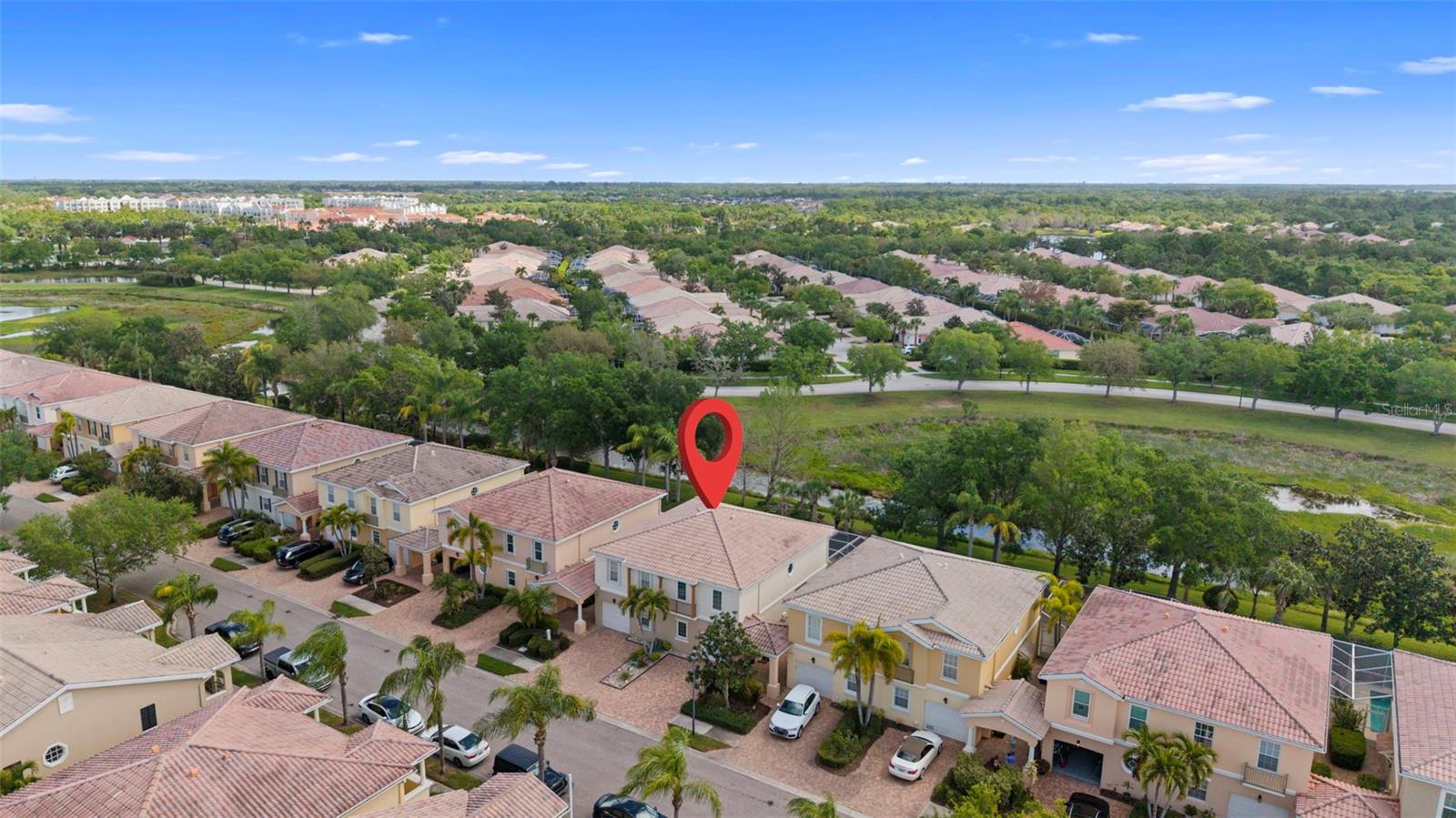 VILLAGEWALK - Residential