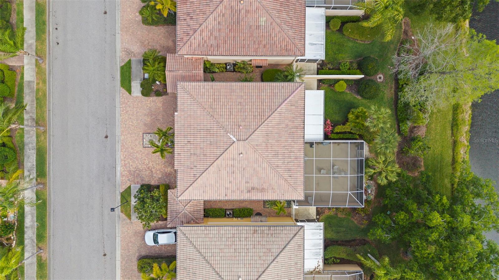 VILLAGEWALK - Residential