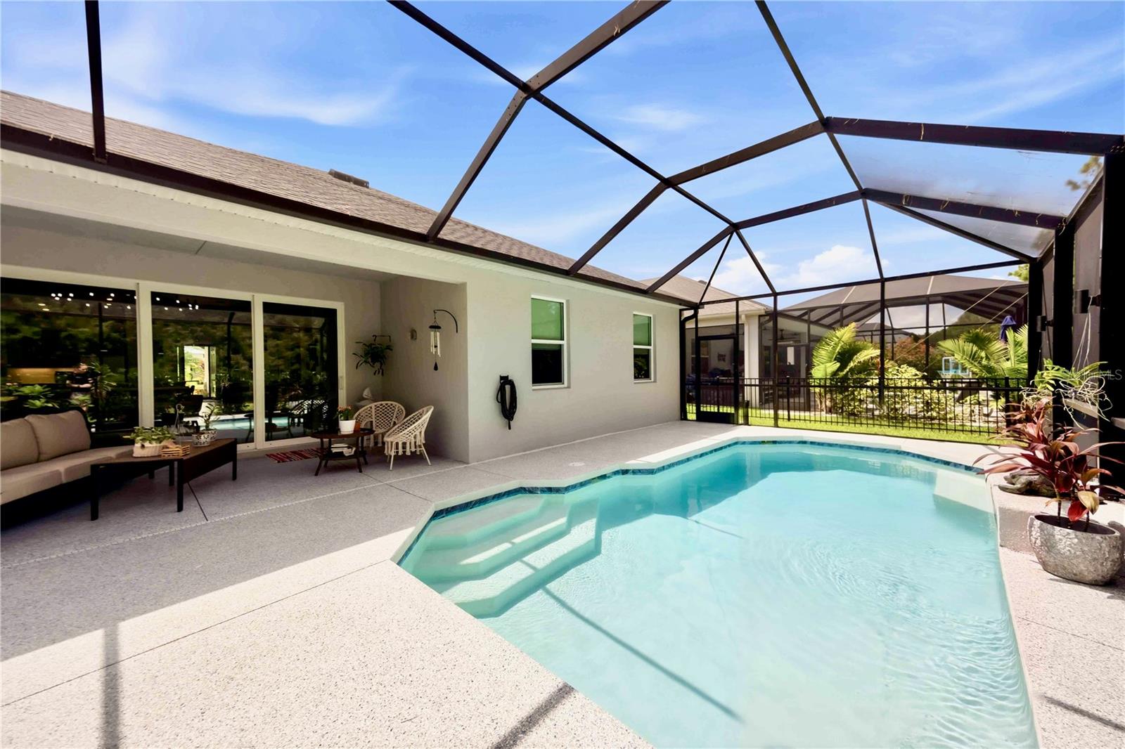4427 RENWICK DRIVE