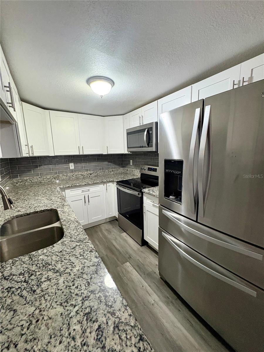 MANGO HILLS ADD 1 - Residential Lease