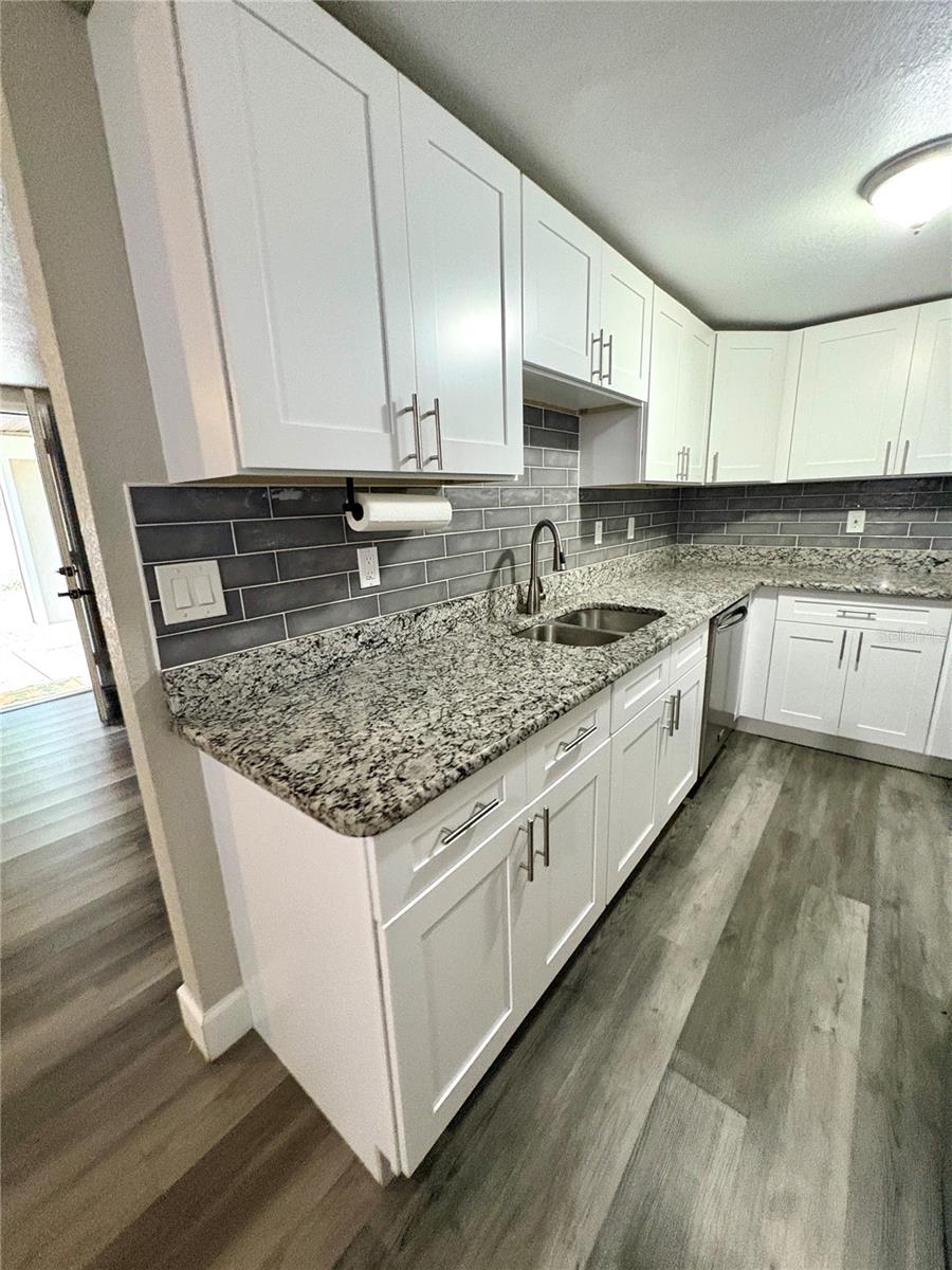 MANGO HILLS ADD 1 - Residential Lease