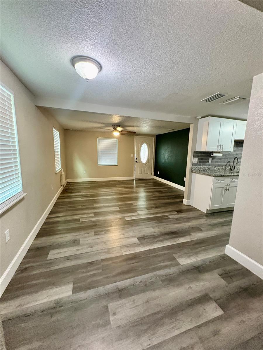 MANGO HILLS ADD 1 - Residential Lease