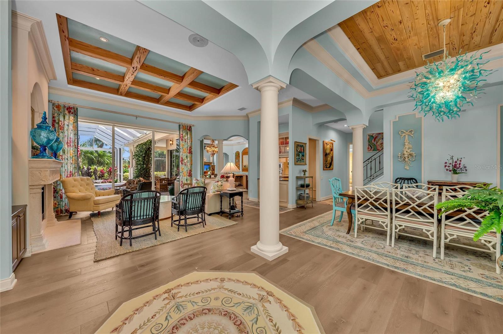 8105 WARWICK GARDENS LANE