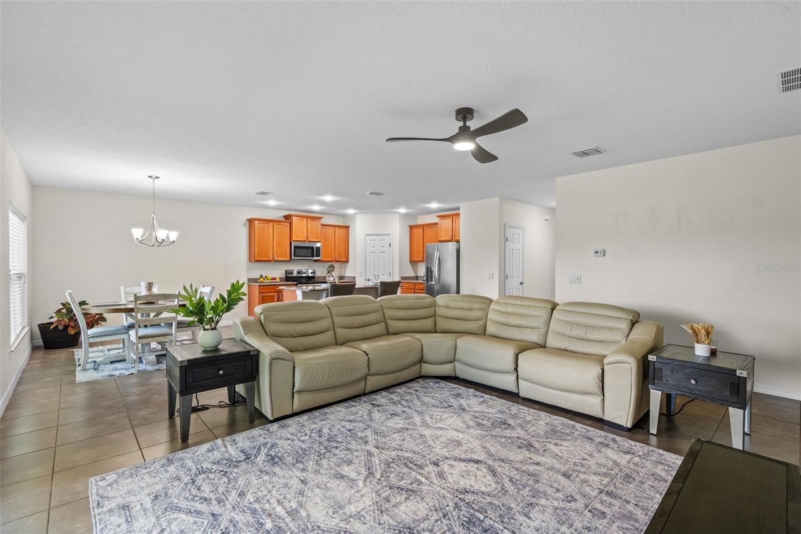 BELLALAGO PH 5J - Residential