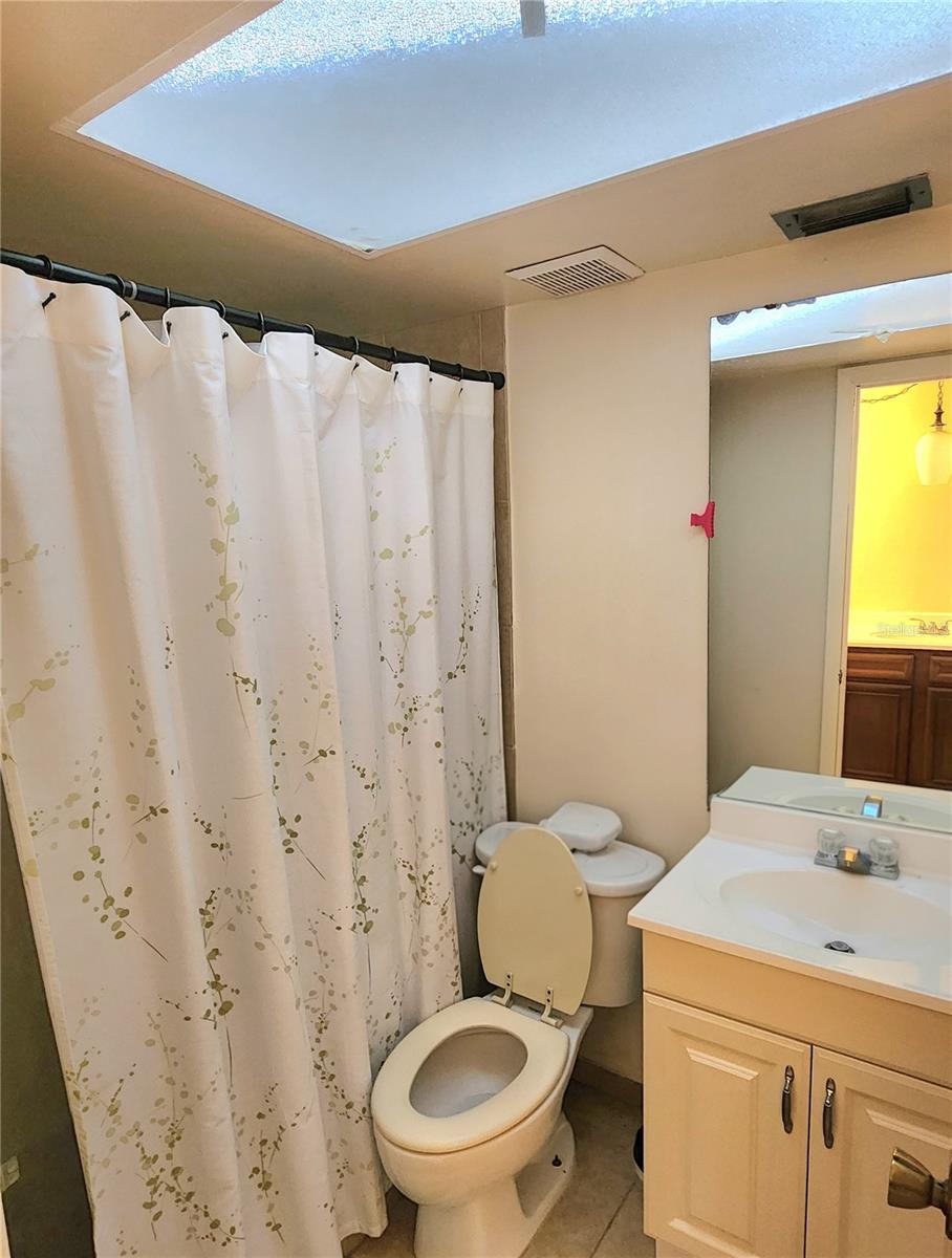 SEMORAN PINES REGIMES 01 & 04-08 - Residential