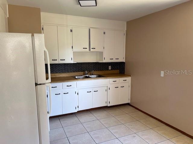 LAKE VIEW HEIGHTS - Residential Lease