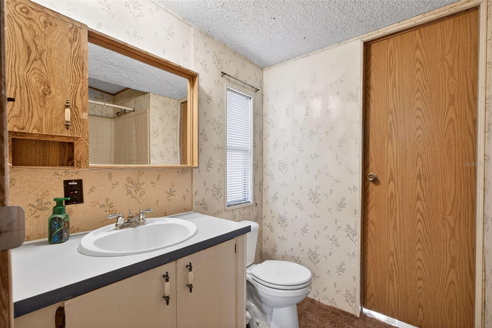 MOBILE HOME NOT IN PARK-0230 - Residential