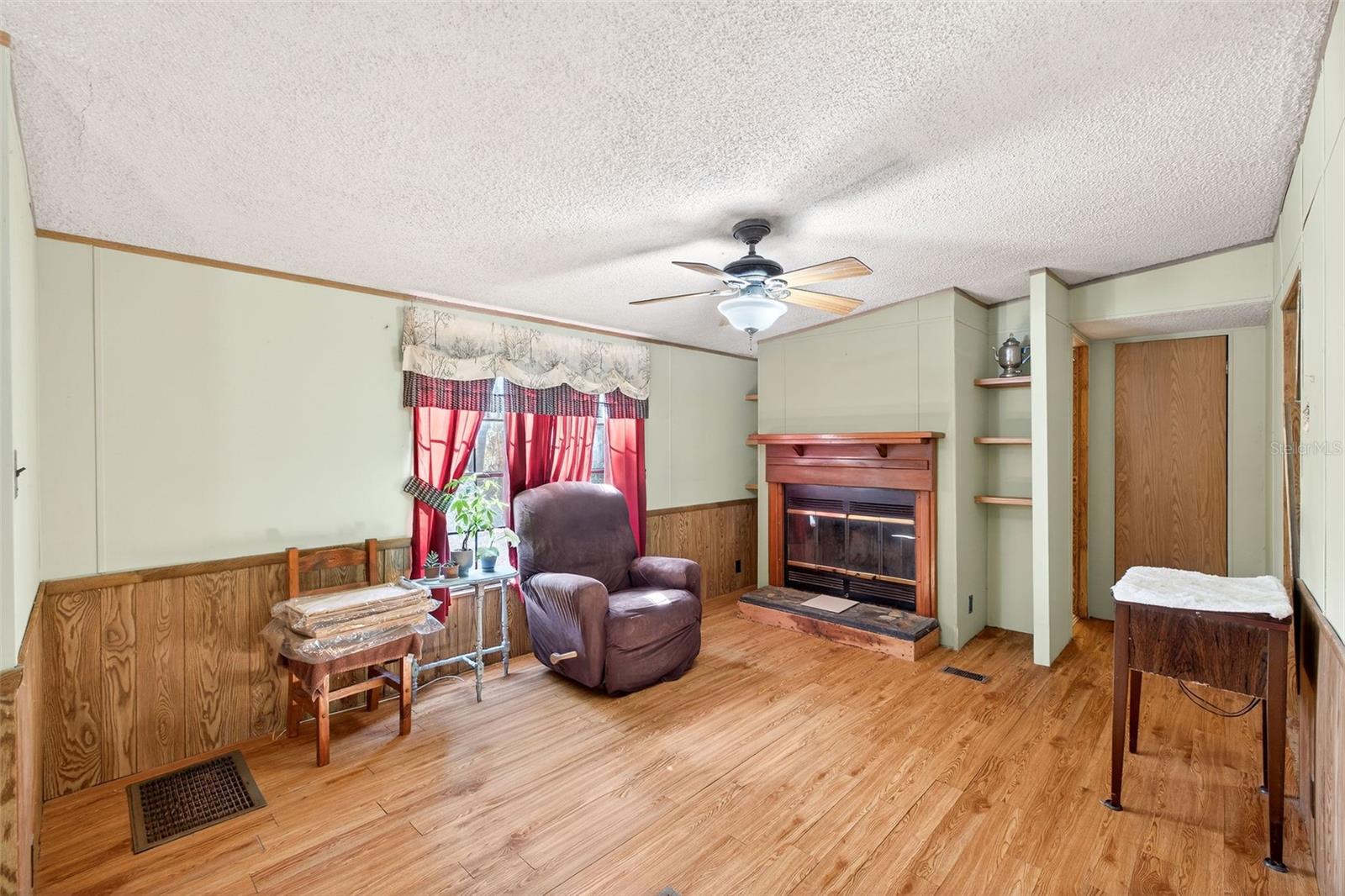 MOBILE HOME NOT IN PARK-0230 - Residential