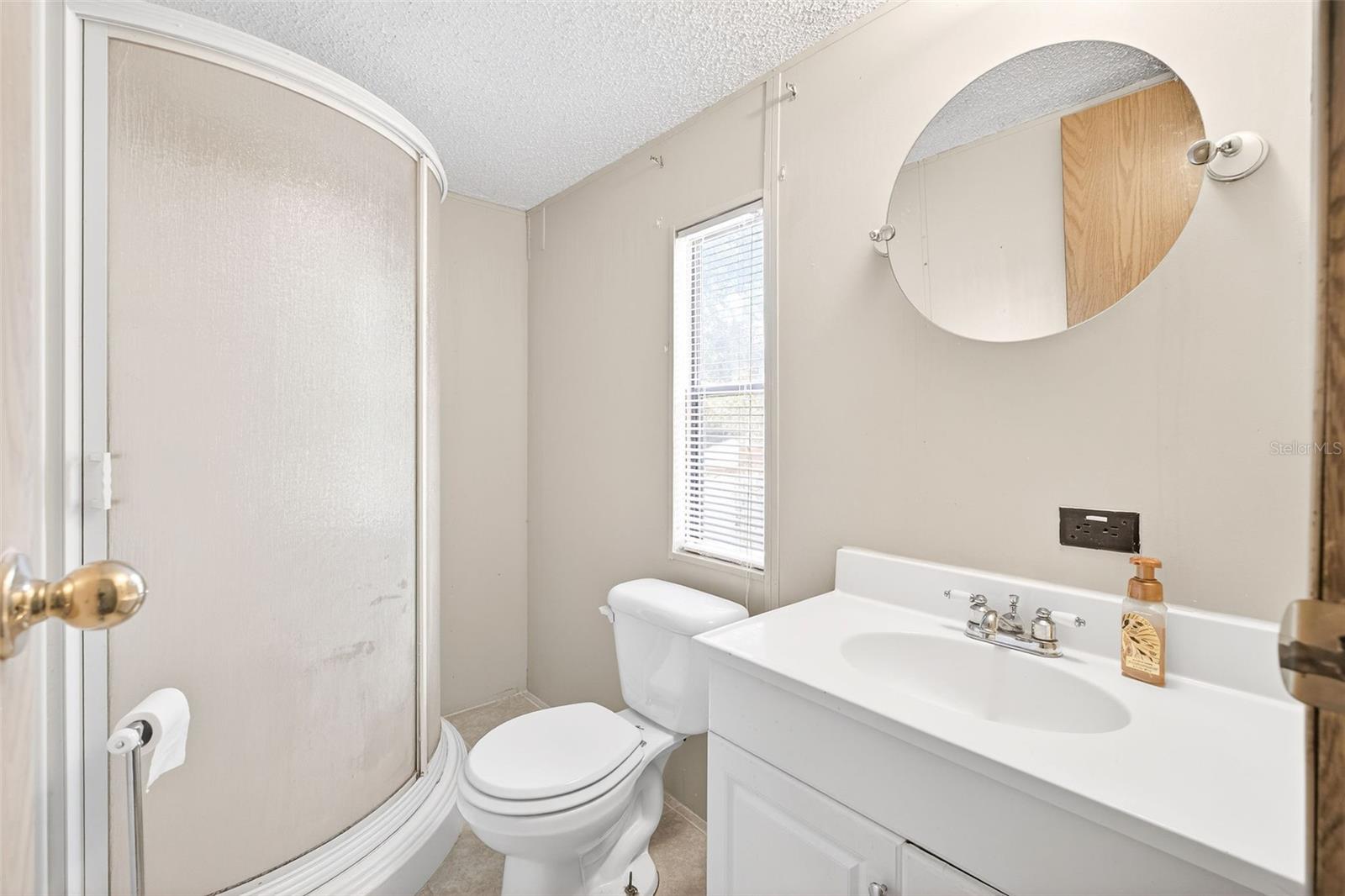 MOBILE HOME NOT IN PARK-0230 - Residential