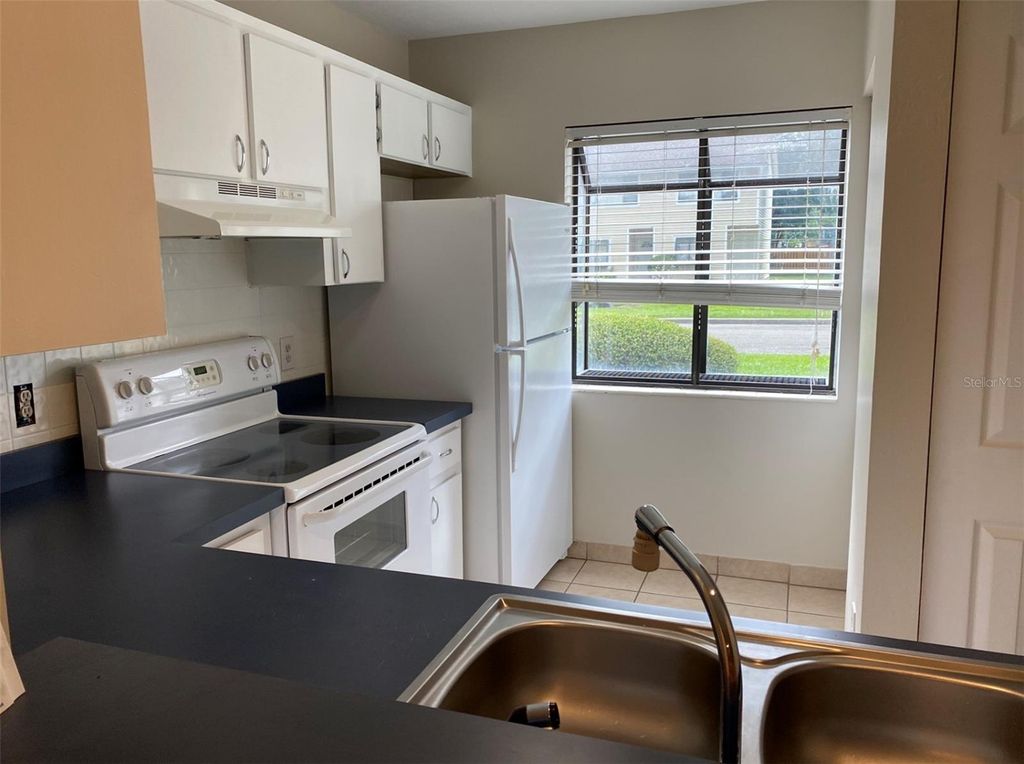 Photo of 6138 SW 8th Lane, Gainesville, FL 32607 (MLS # GC533699)