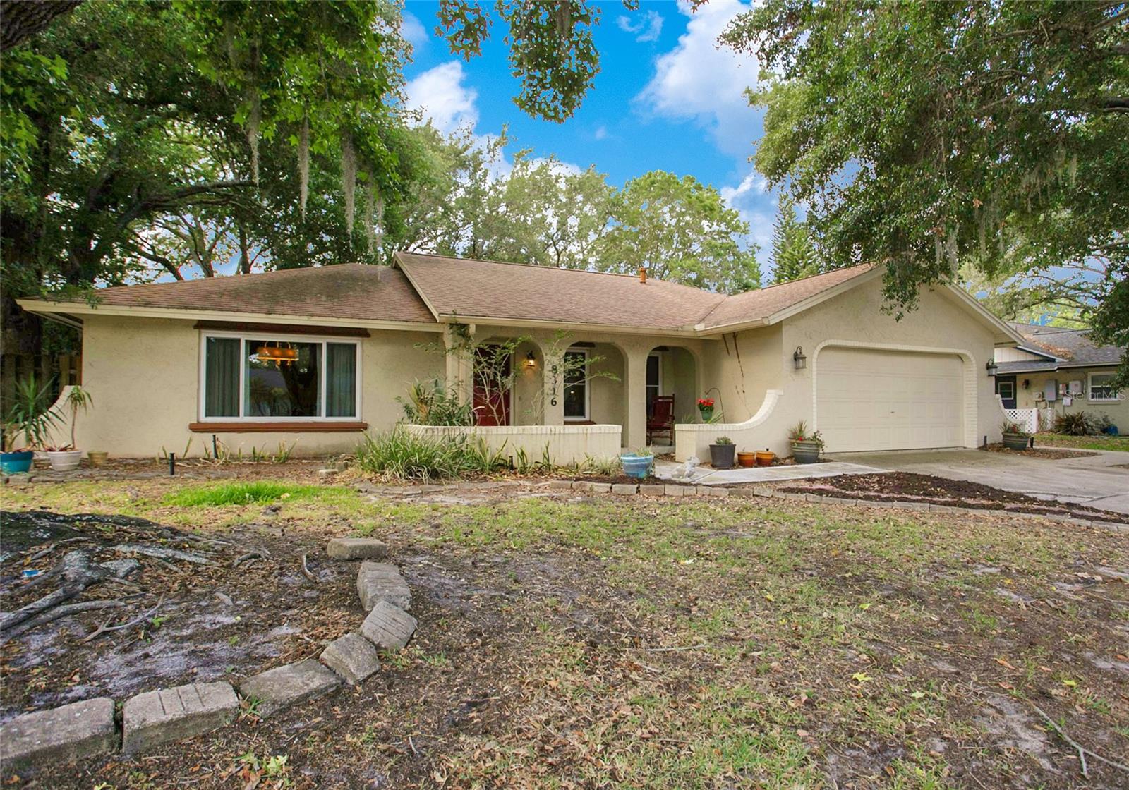 8316 GRANADA BOULEVARD