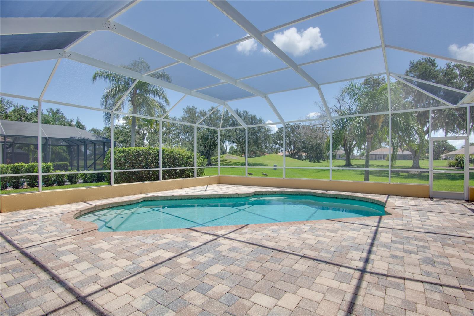 RIVER CLUB SOUTH SUBPHASE III - Residential Lease