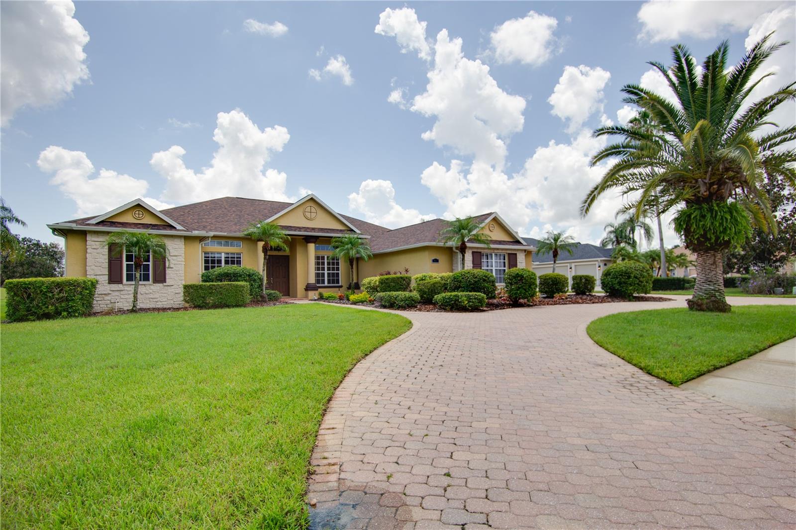 RIVER CLUB SOUTH SUBPHASE III - Residential Lease