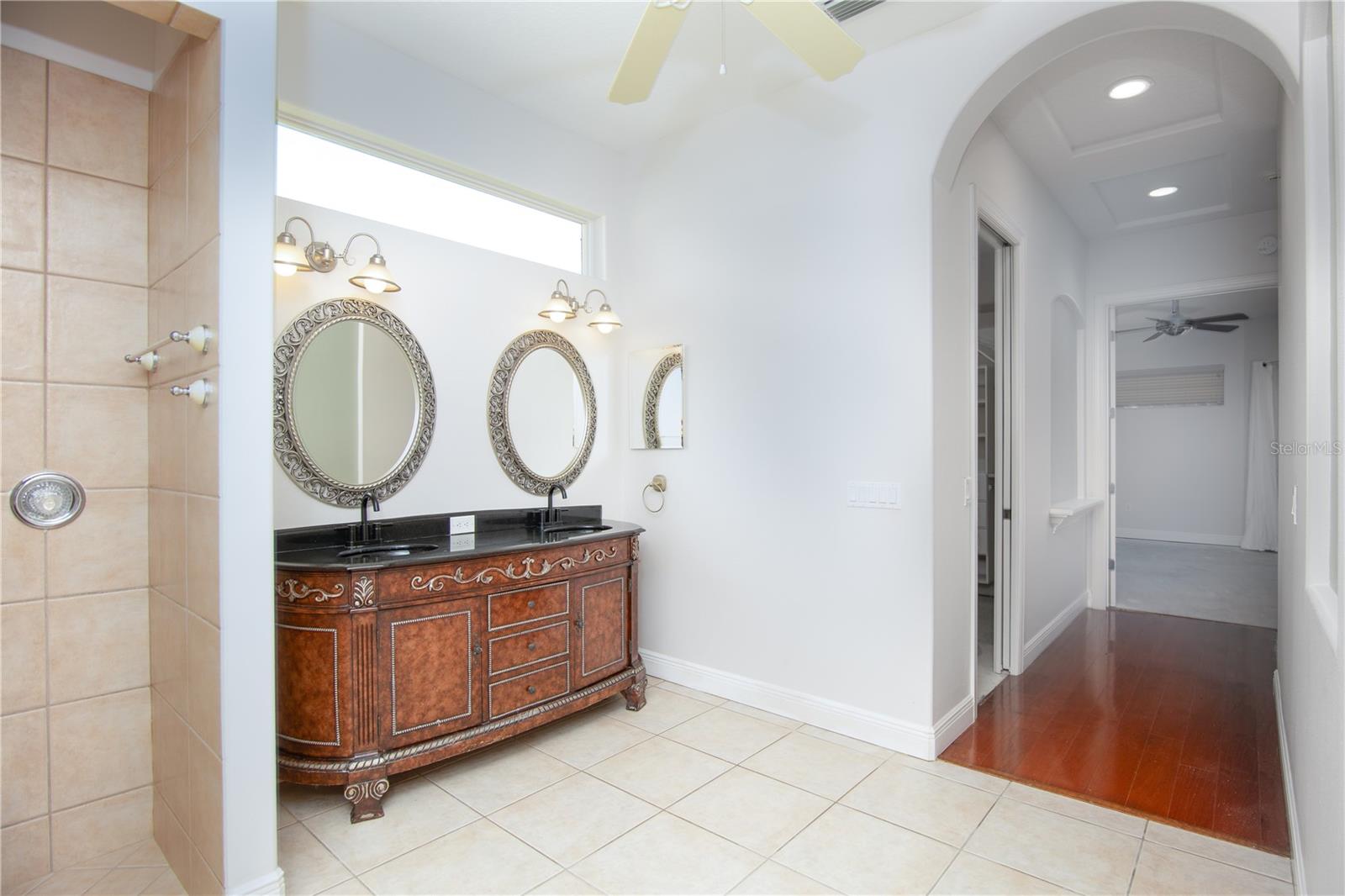 RIVER CLUB SOUTH SUBPHASE III - Residential Lease