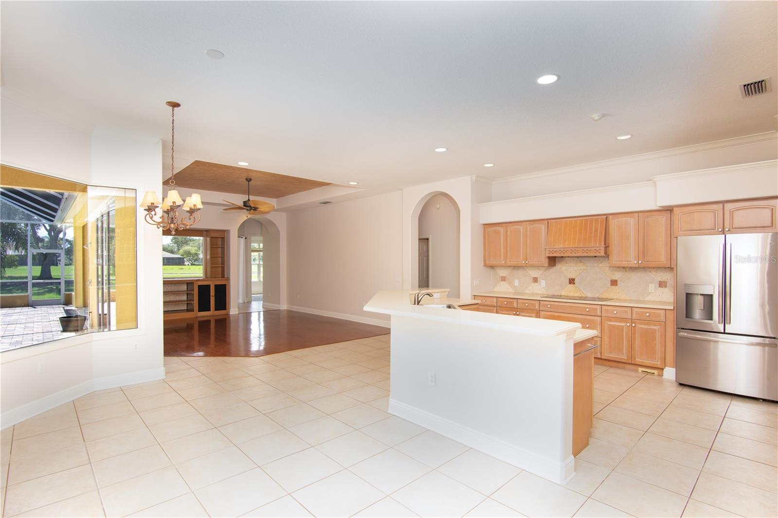 RIVER CLUB SOUTH SUBPHASE III - Residential Lease