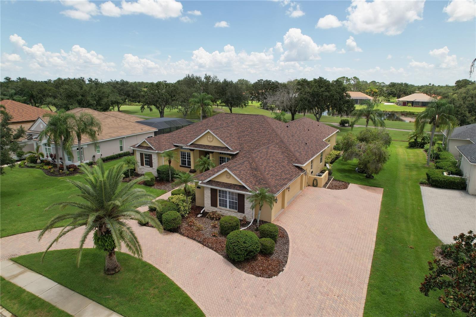 RIVER CLUB SOUTH SUBPHASE III - Residential Lease