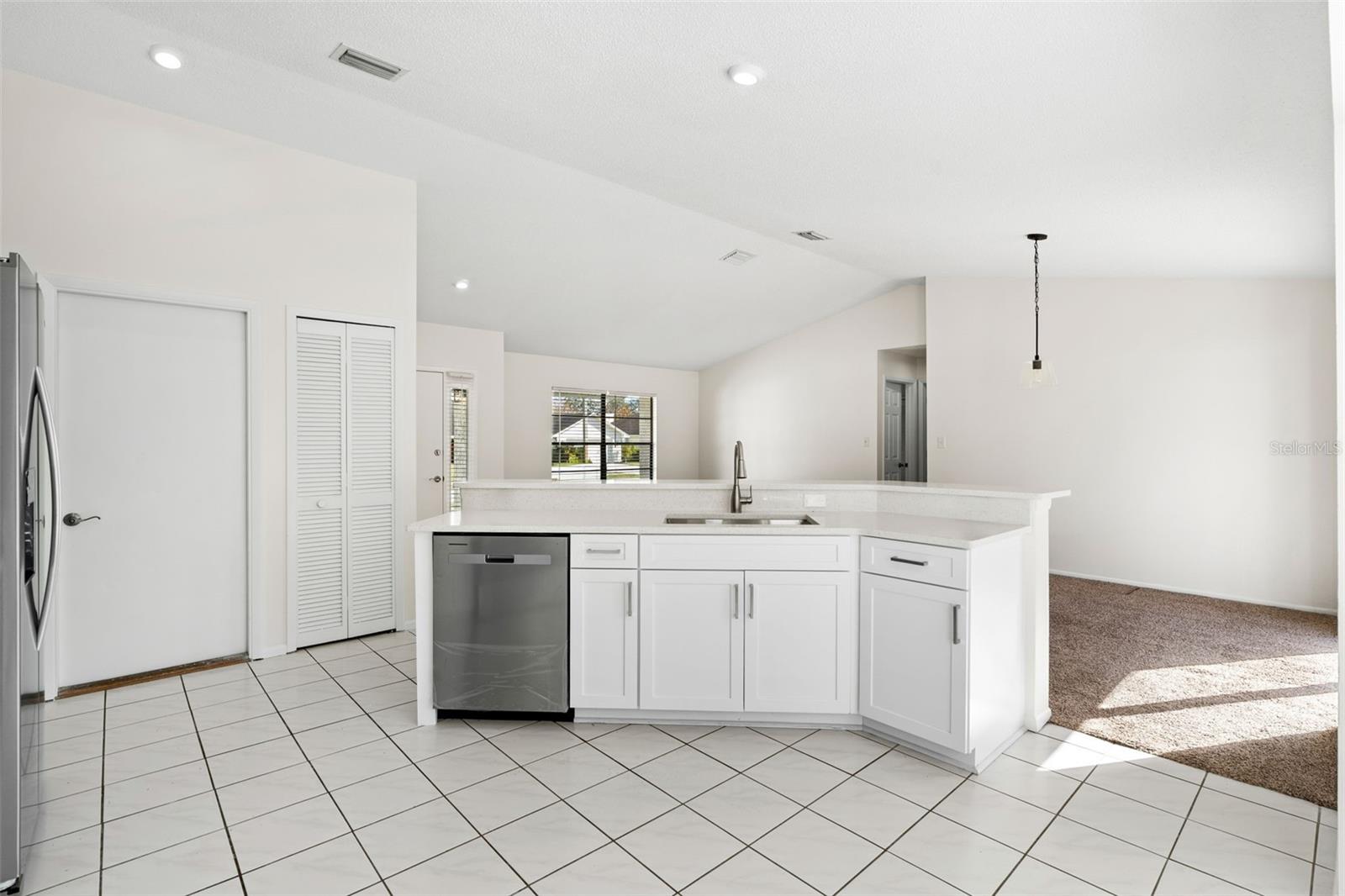 DEER RUN UNIT 9B - Residential