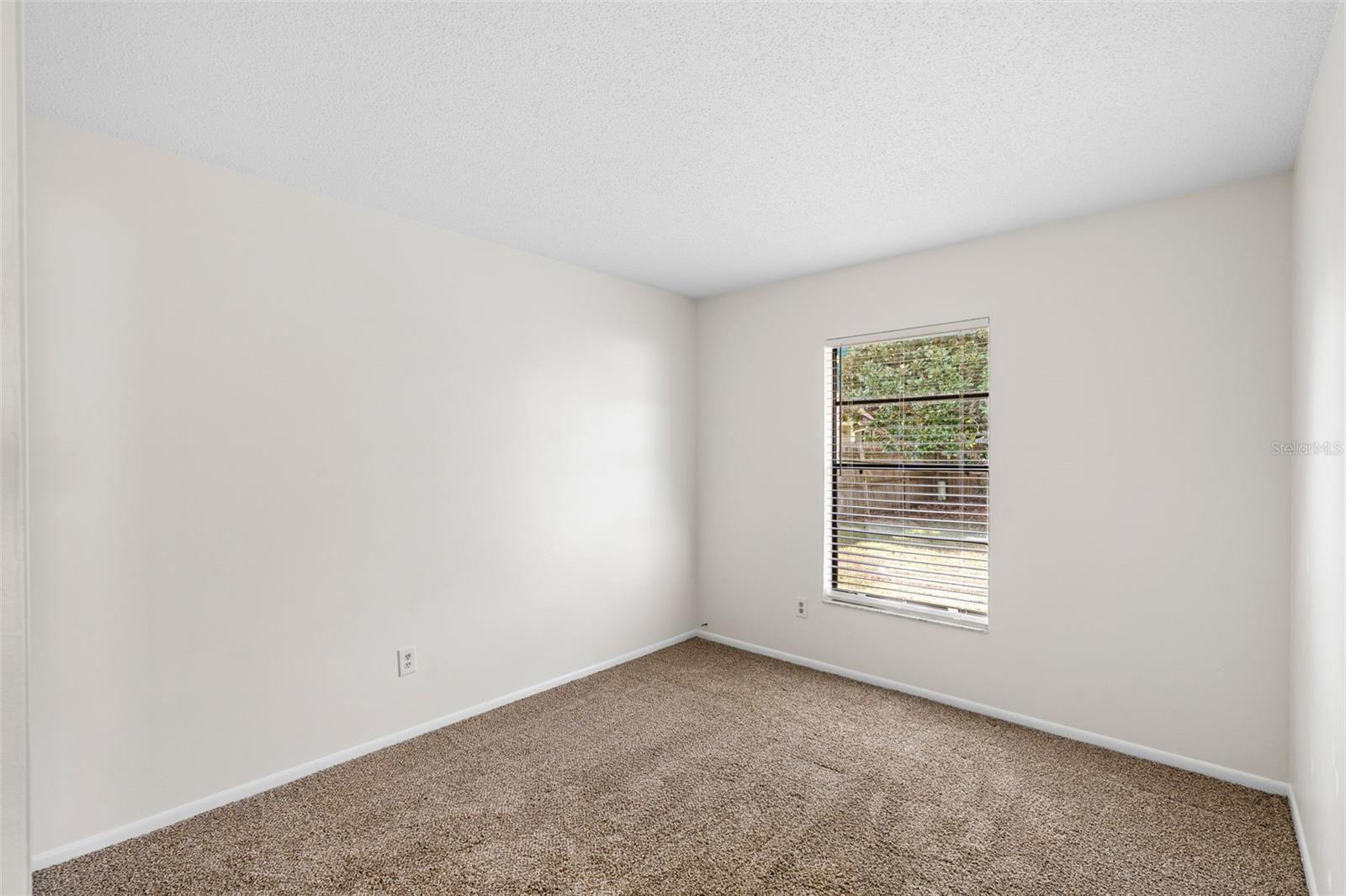 DEER RUN UNIT 9B - Residential