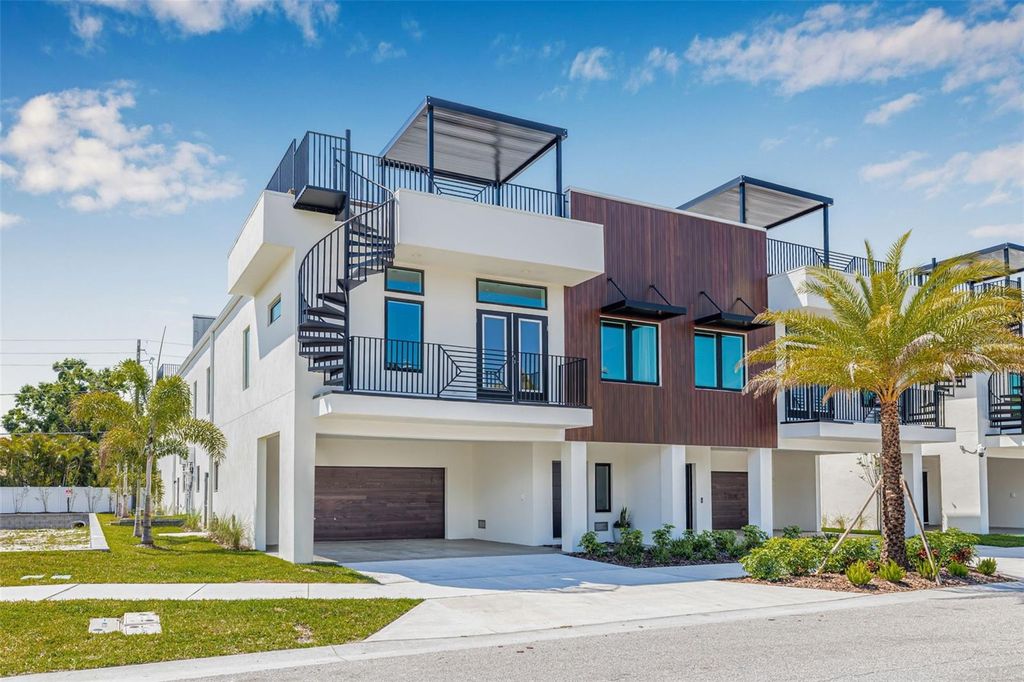 Photo of 8627 5th Street N, St Petersburg, FL 33702 (MLS # TB8505720)
