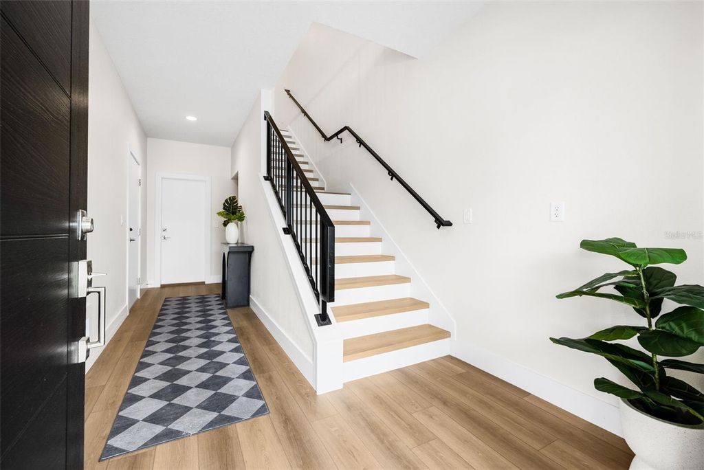 Photo of 8627 5th Street N, St Petersburg, FL 33702 (MLS # TB8505720)