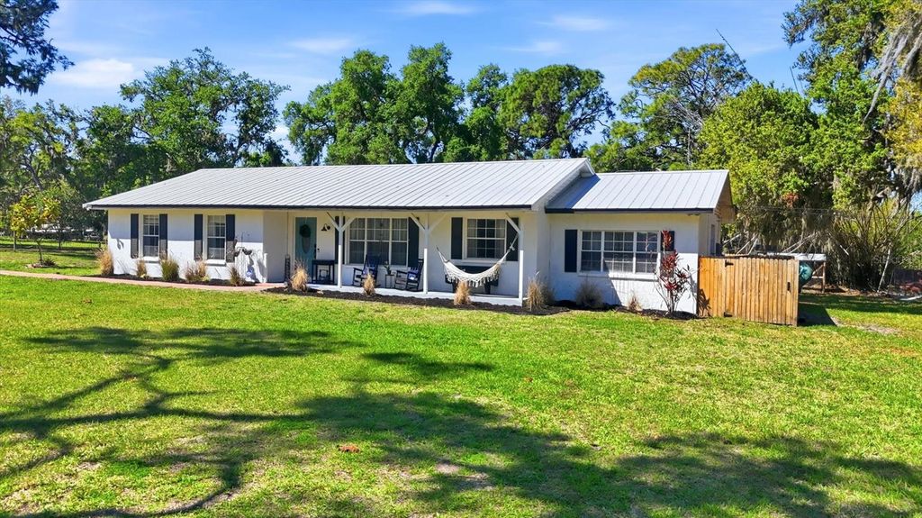 Photo of 9811 28th Avenue E, Palmetto, FL 34221 (MLS # A4686749)