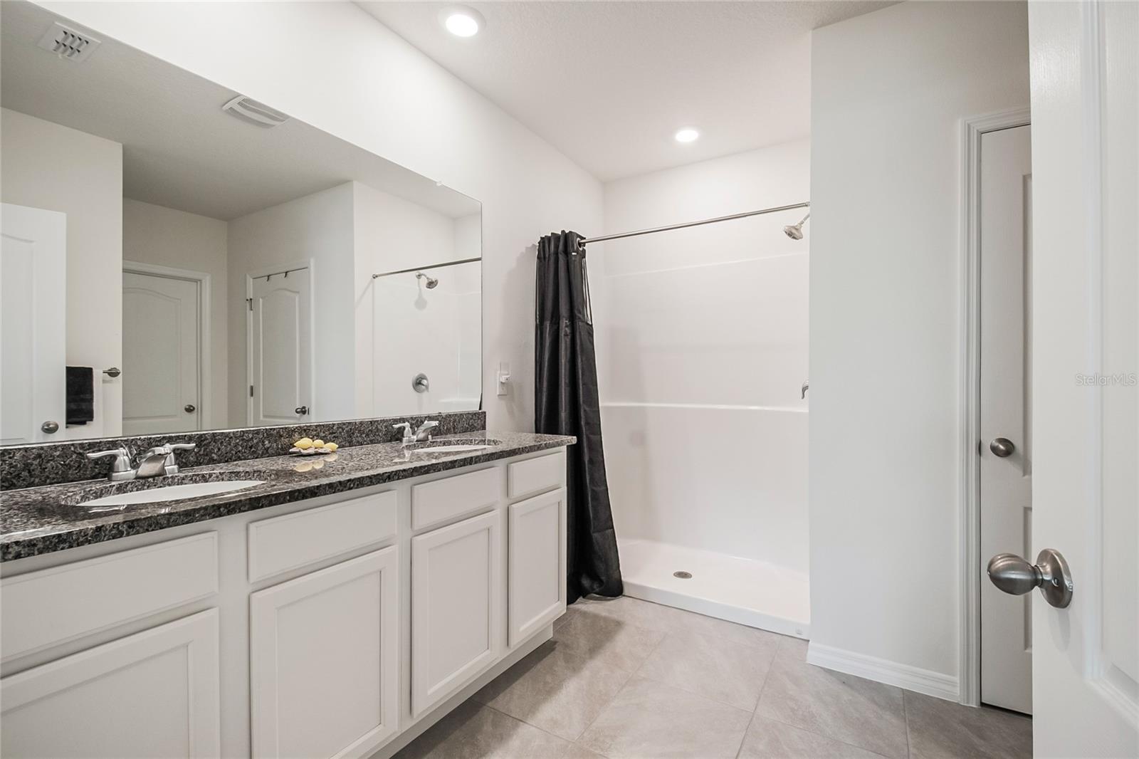 BARRINGTON - Residential