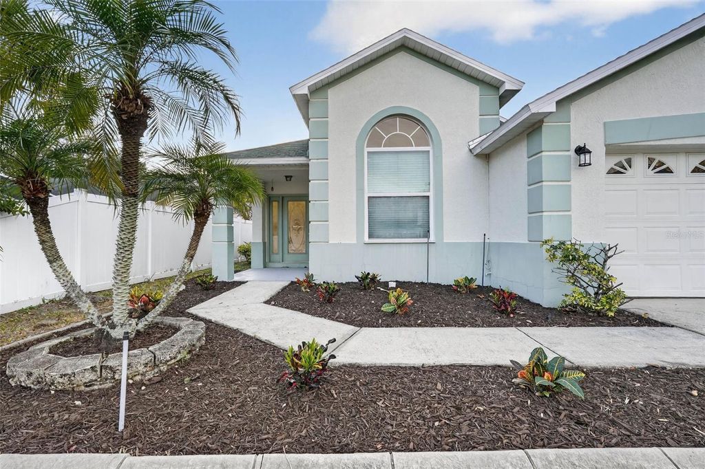 Photo of 160 Prairie Dune Way, Orlando, FL 32828 (MLS # S5143298)