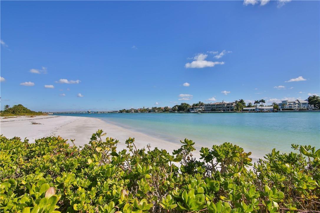 SANDS POINT - Residential Lease