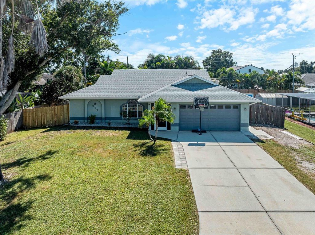 Photo of 217 Coronado Road, Venice, FL 34293 (MLS # C7516465)