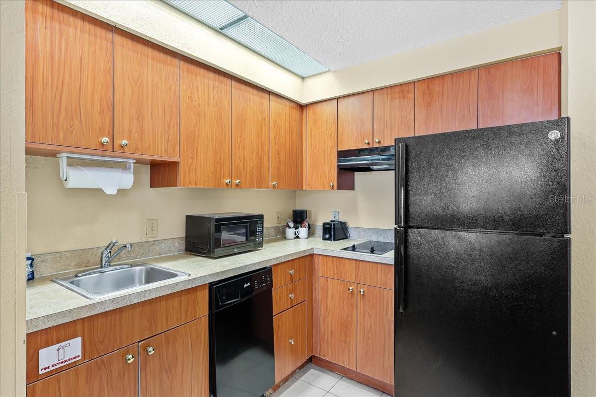 STAYSKY SUITES - Residential