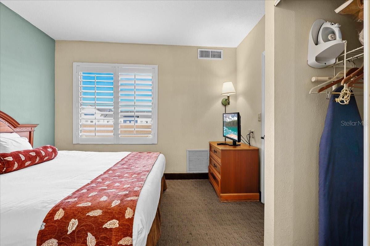 STAYSKY SUITES - Residential