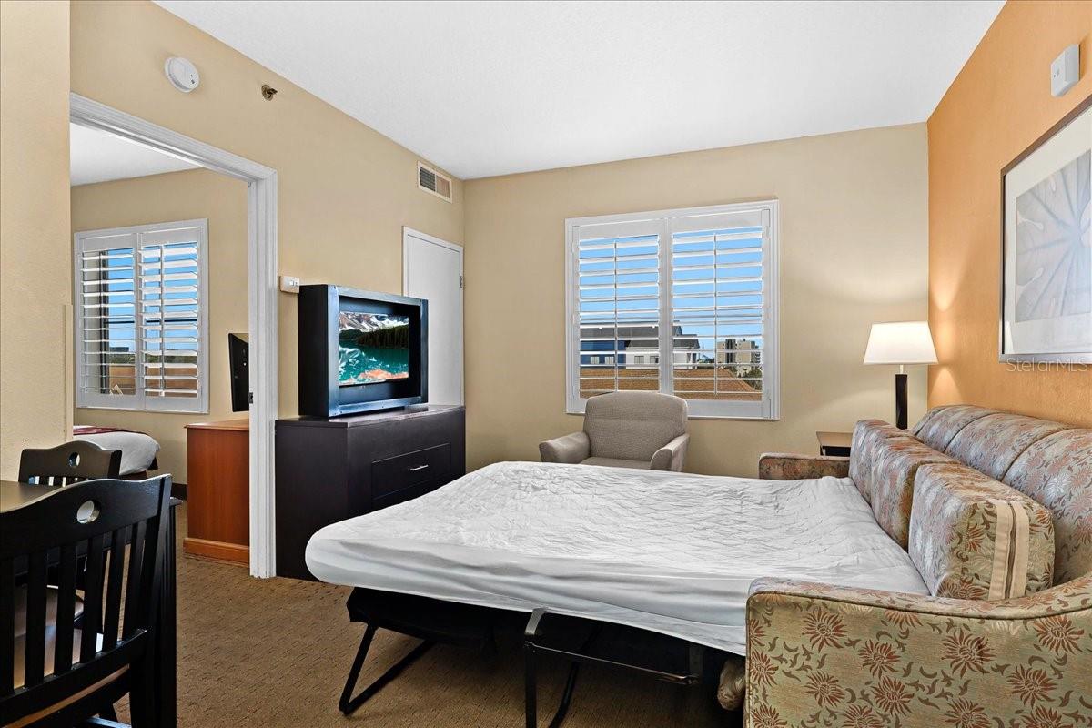 STAYSKY SUITES - Residential