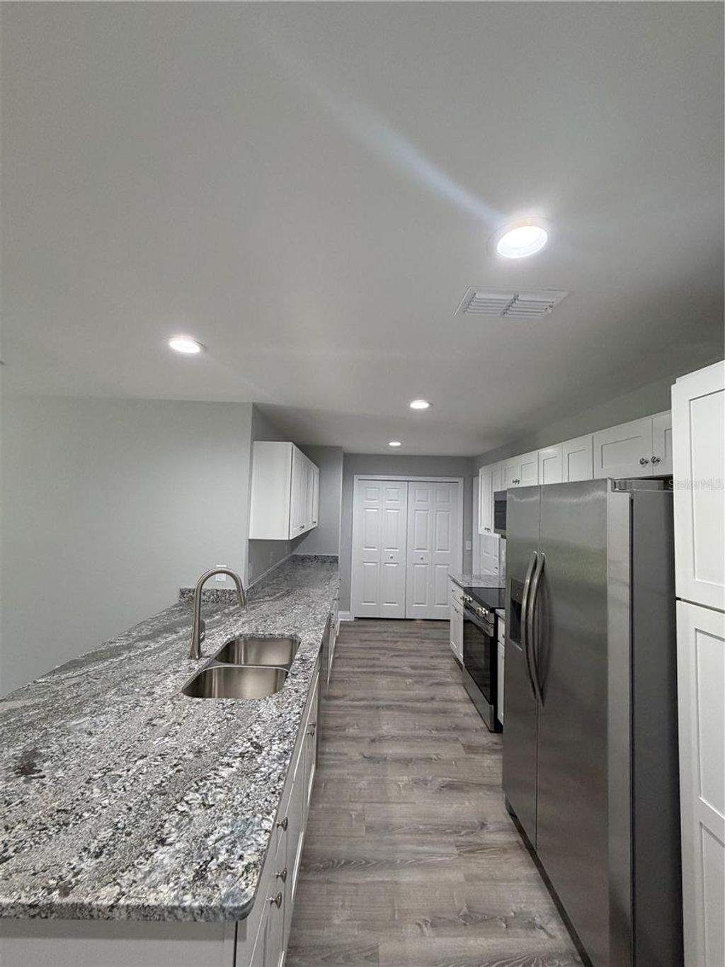 Photo of 1981 Lemon Dr, Lake Wales, FL 33898 (MLS # P4939306)