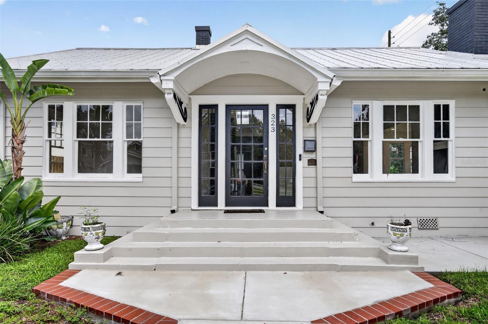 323 E AMELIA STREET