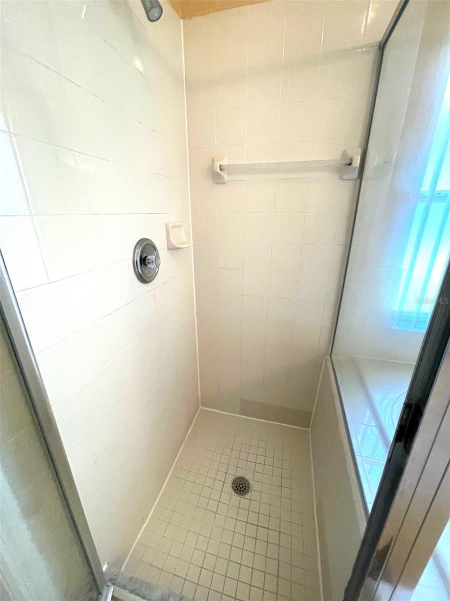 LEGACY PARK PH 03 - Residential Lease