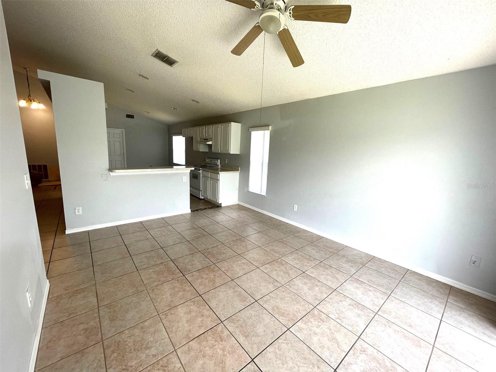 LEGACY PARK PH 03 - Residential Lease