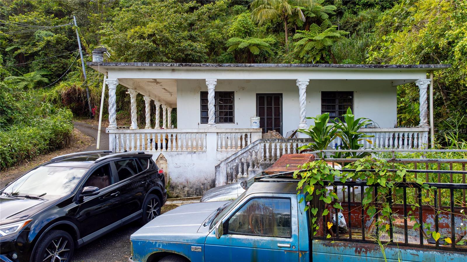 SEC. LA GLORIA - Residential